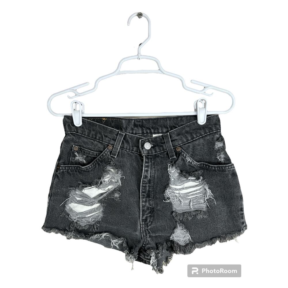 Vintage Levi’s Super Distressed Cut Off Raw Hem Black Jean Shorts Size 0/1